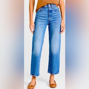 Levi’s Ribcage Straight Ankle Jeans